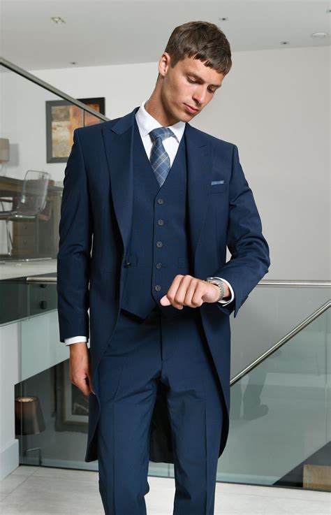 formal suits for men hire.